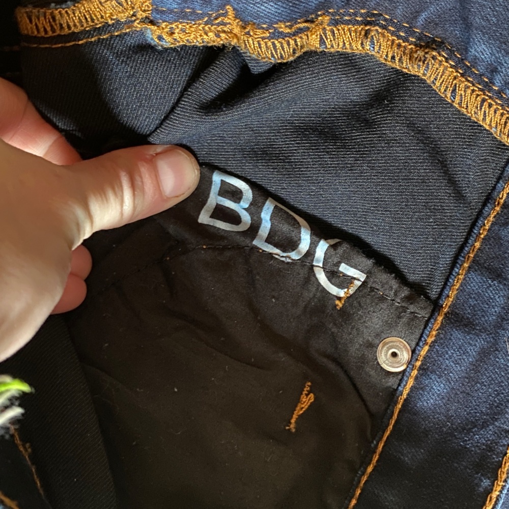 🎶BDG Jeans - Picture 4 of 6
